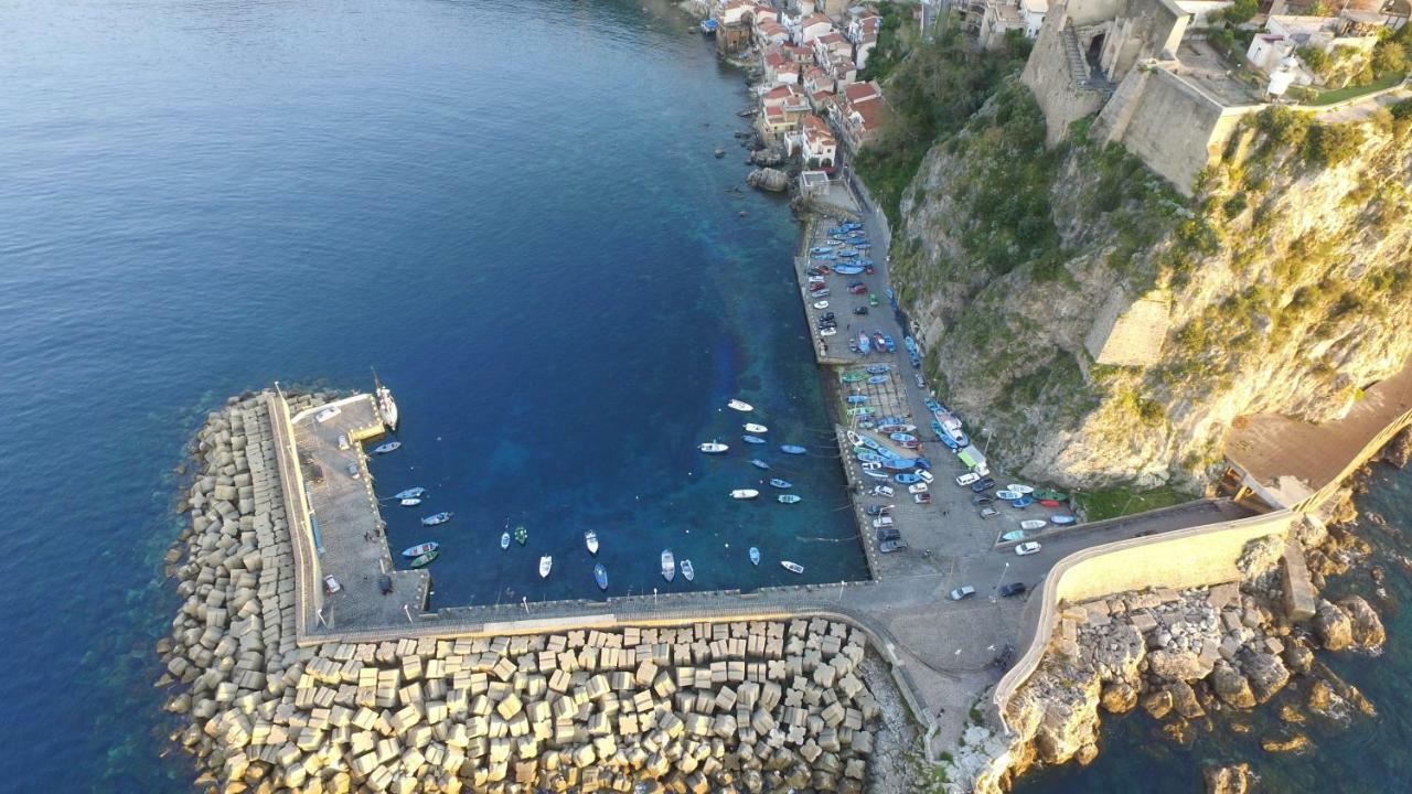 Il Ritratto Casa * Scilla